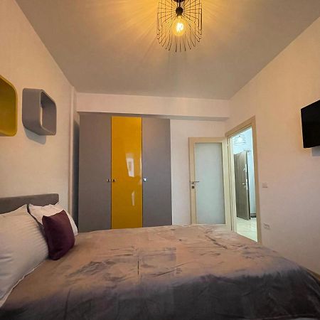 Luxury Q Residence Near Center Iasi Luaran gambar