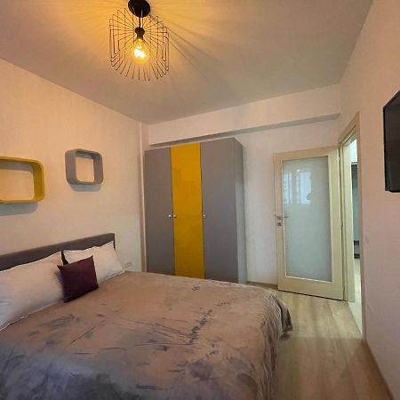 Luxury Q Residence Near Center Iasi Luaran gambar