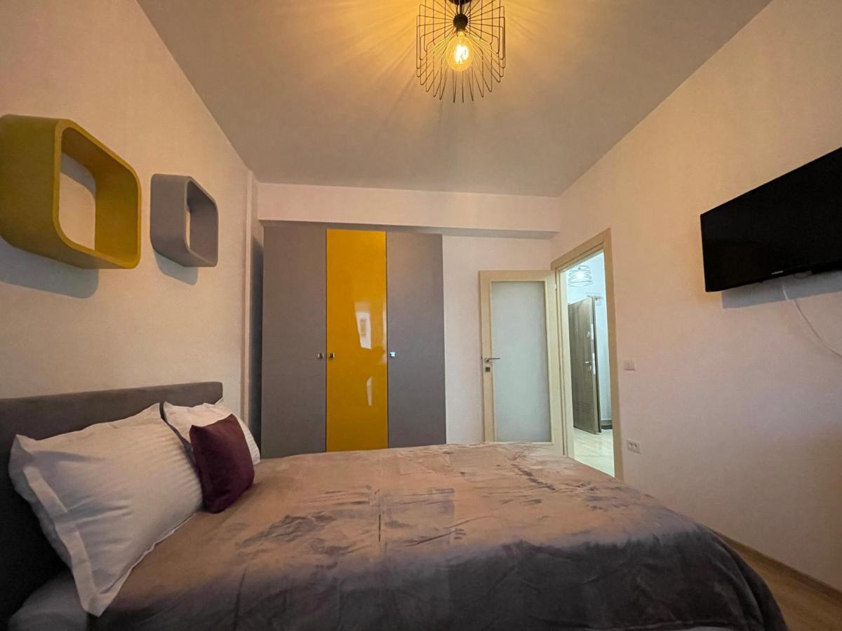 Luxury Q Residence Near Center Iasi Luaran gambar